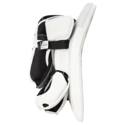 CCM Extreme Flex E5.9 Intermediate Goalie Blocker -Bauer Shop ccm goalie blocker extreme flex 5 e 5 9 int inset2