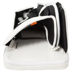 CCM Extreme Flex 5 Pro Senior Goalie Blocker 9 CCM Extreme Flex 5 Pro Senior Goalie Blocker -Bauer Shop ccm goalie blocker extreme flex 5 pro sr inset4